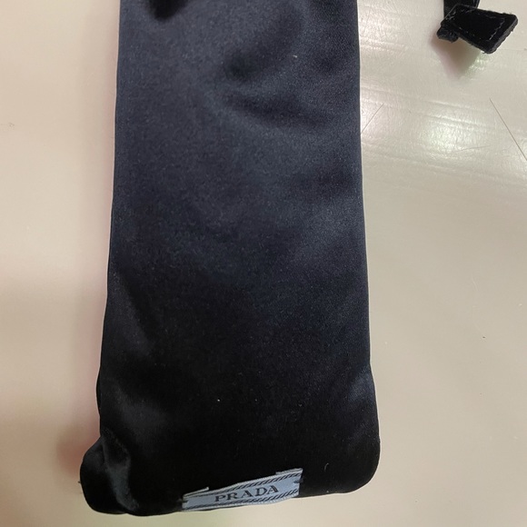 Prada sunglasses - Picture 4 of 6